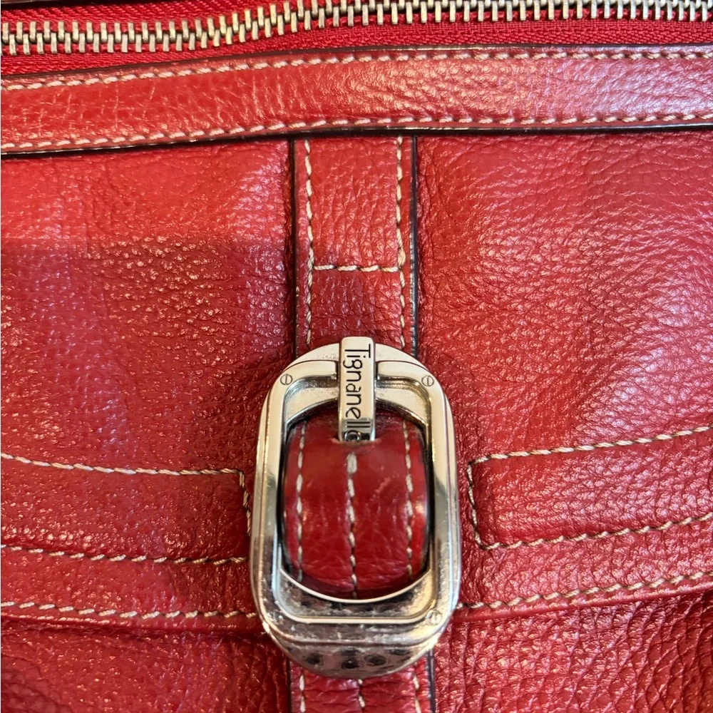 Red bag with silver trin - Picture 3 of 7